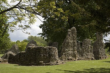 Ruins of the Abbey of Bury St Edmunds where Thomas of Brotherton was buried Abbey Ruins WM.jpg