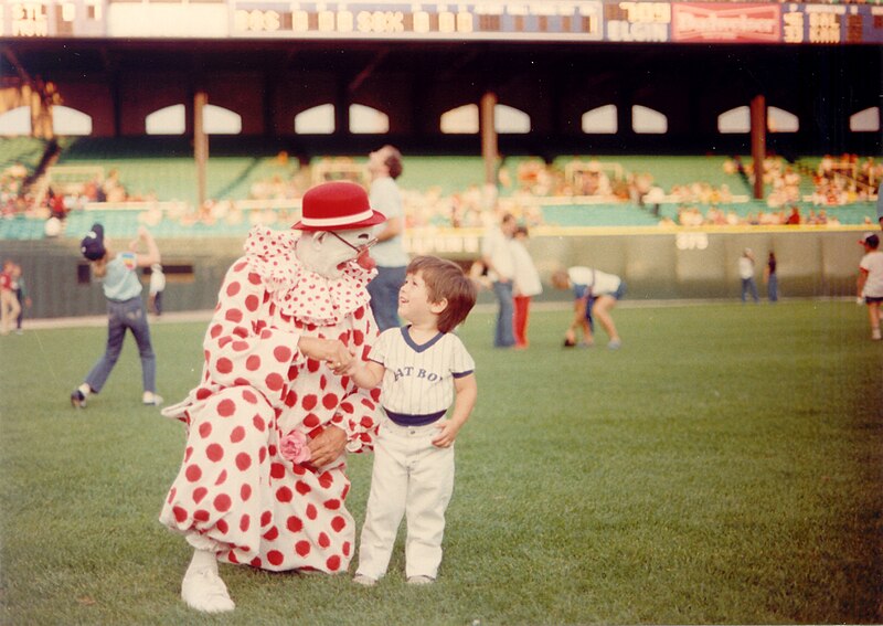 File:Andy the Clown circa 1983.jpg