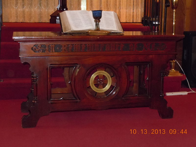 File:BRUC South Reformed Communion Table.JPG