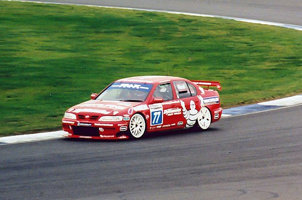 Matt Neal won the Michelin Cup for Independents and finished 9th overall driving a Nissan