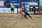 Deutsch: Beachhandball Europameisterschaften 2019 (Beach handball Euro); Tag 5: 6. Juli 2019 – Frauen, Platzierungsspiel für die Ränge 9–12, Deutschland-Polen 2:1 (22:23, 19:16, 7:6) English: Beach handball Euro; Day 5: 6 July 2019 – Placement Match/Cross Match for rank 9–12 Women – Germany-Poland 2:1 (22:23, 19:16, 7:6)