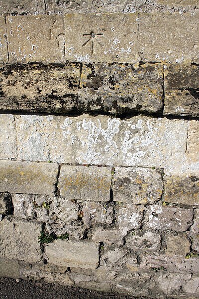 File:Benchmark on tower of Dorchester Abbey - geograph.org.uk - 2870300.jpg