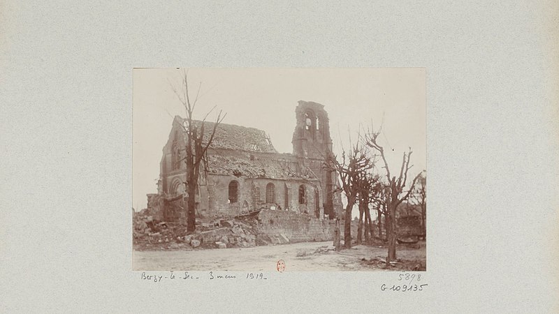 File:Berzy-le-Sec L'église en 1919 d.jpg