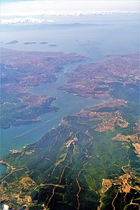 Vista aérea do Bósforo.jpg