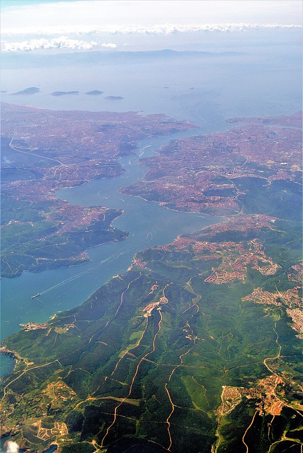 Aerial view of the Bosporus taken from its northern end near the Black Sea (bottom), looking south (top) toward the Marmara Sea, with the city center 