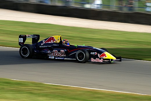 Hartley in de Eurocup Formule Renault 2.0 in 2007.