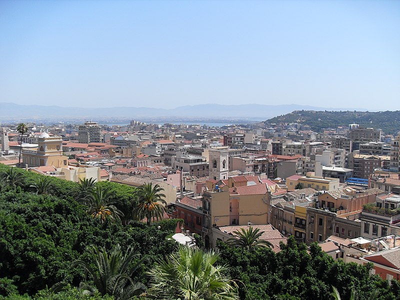 File:Cagliari from the Old Town - panoramio (2).jpg