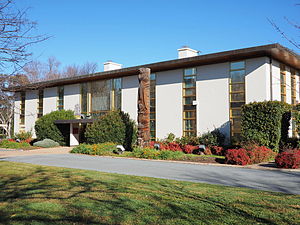 Canadian High Commission in Canberra June 2014.jpg