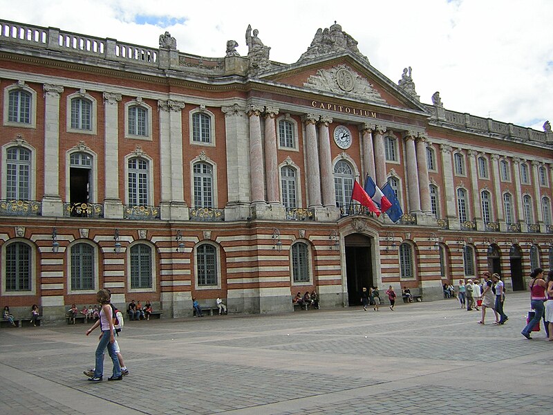 File:Capitole de Toulouse 4.jpg