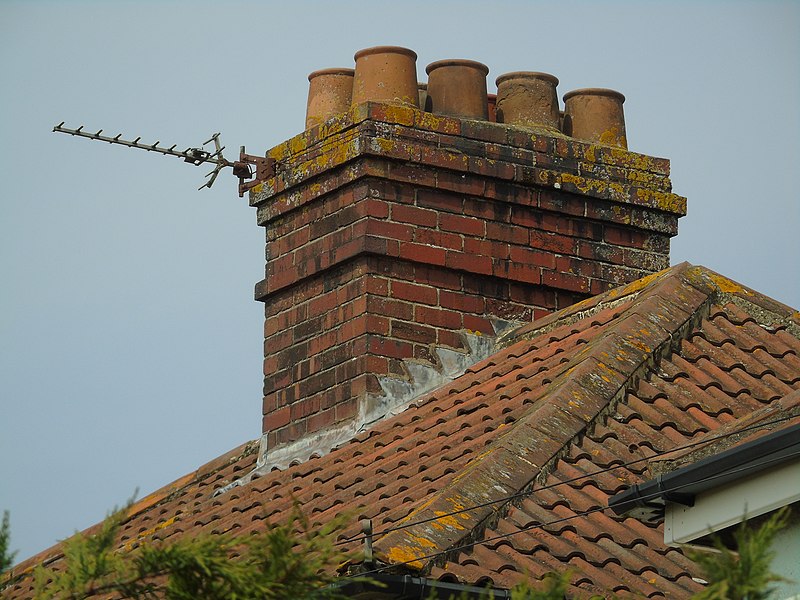 File:Chimenea.001 - Wick (Gloucestershire).jpg