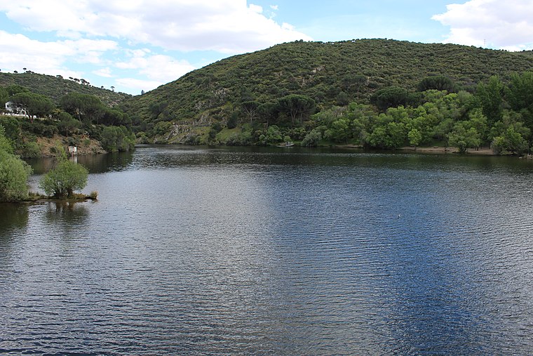 Embalse de Picadas