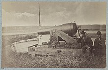 While this photograph has often been claimed to depict Whistling Dick, historian Warren Ripley has demonstrated that this identification is in error. Confederate gun "Whistling Dick", Vicksburg, Miss LCCN2013649011.jpg