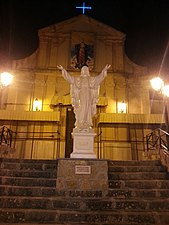 Cristo Redentor en la plaza Giovanni Paolo II