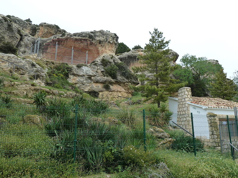 File:Cueva de la Vieja.jpg