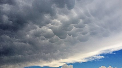 Cumulonimbus mamma