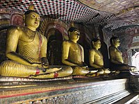 Дамбула: будистки пещерен храм