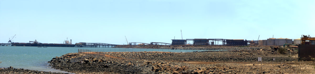 Dampier Port panorama Nov06 SMC.jpg