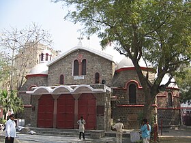 Szemléltető kép a delhi Szent Szentháromság temploma szakaszáról