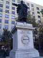 Monumento a Diego Portales en la Plaza de la Constitución