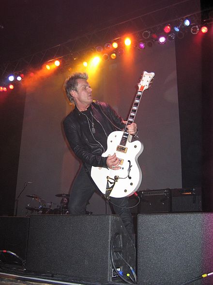 Duffy playing his White Gretsch with The Cult in Rochester, New York in 2009