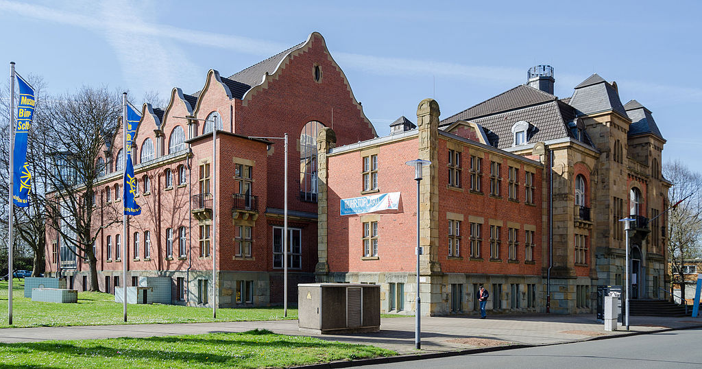 Museum der Deutschen Binnenschifffahrt 1024px-Duisburg%2C_Museum_der_Deutschen_Binnenschifffahrt%2C_2015-04_CN-01