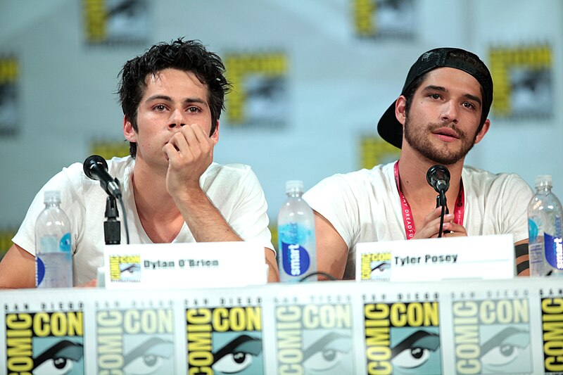 File:Dylan O'Brien & Tyler Posey (14768013891).jpg