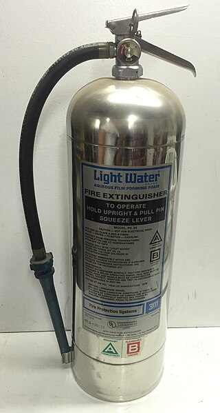 File:Early Light Water AFFF foam extinguisher.jpg