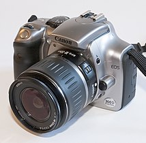 Le Canon EOS 300D (2003)