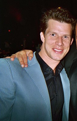 Eric Mabius