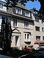 image=http://commons.wikimedia.org/wiki/File:Essen-Huttrop_Olbrichstrasse_42.jpg