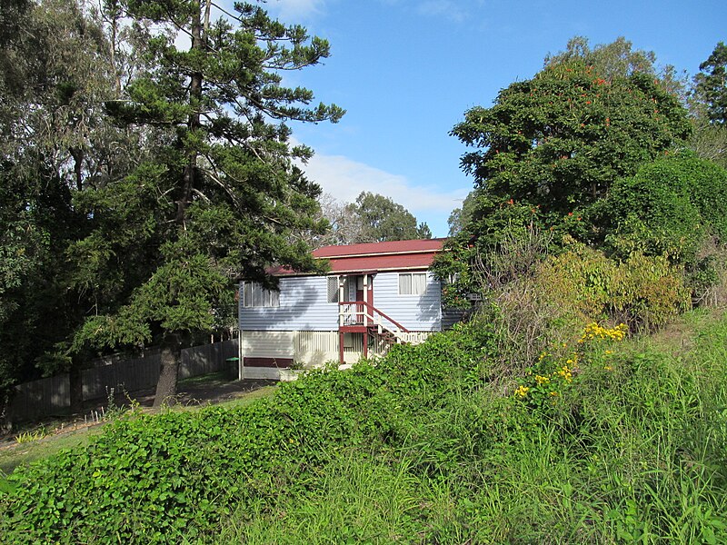 File:Everton Park house on queens.jpg