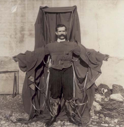 Franz Reichelt találmányával