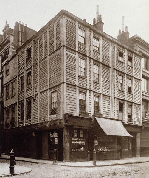 Bianchi's shop in Fore Street, London 1884