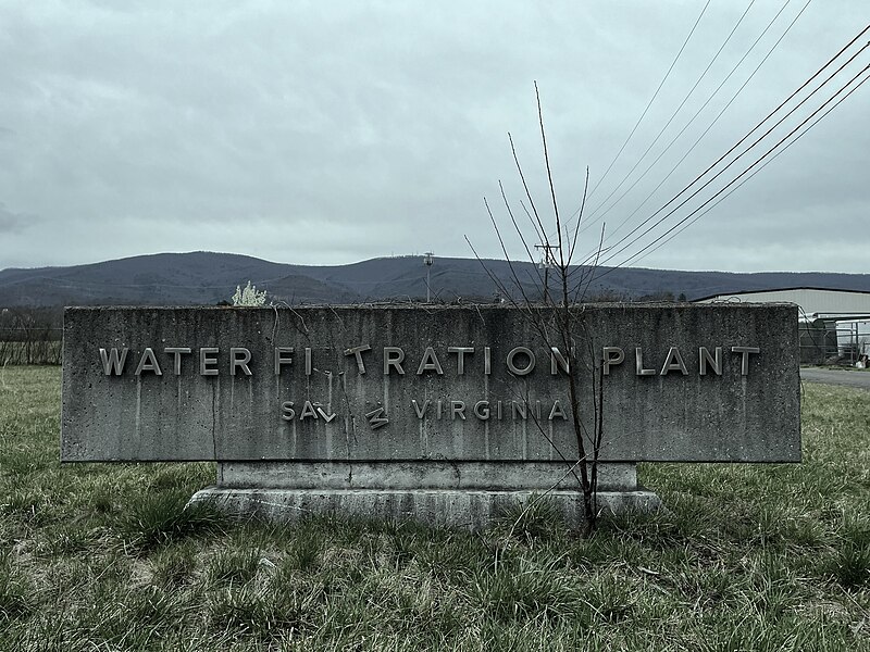 File:Former Water Filtration Plant Sign (Salem, VA).jpg