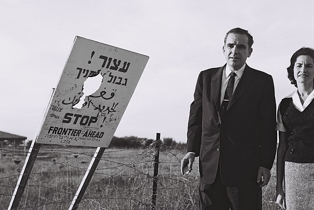 Frank Clement during a visit to Israel in 1958.
