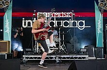 Gaffa Tape Sandy tritt live auf der BBC Music Introducing Stage beim Glastonbury Festival auf - Juni 2017