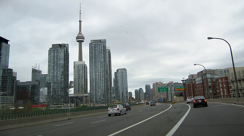 File:Gardiner Expressway Downtown Toronto.jpg