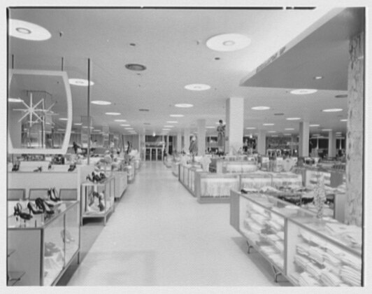 File:Gimbels, business in Valley Stream, Long Island. LOC gsc.5a25068.tif