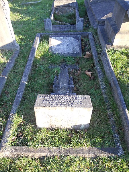 File:Grave of Edward Stanley Gibbons in Twickenham Cemetery.JPG