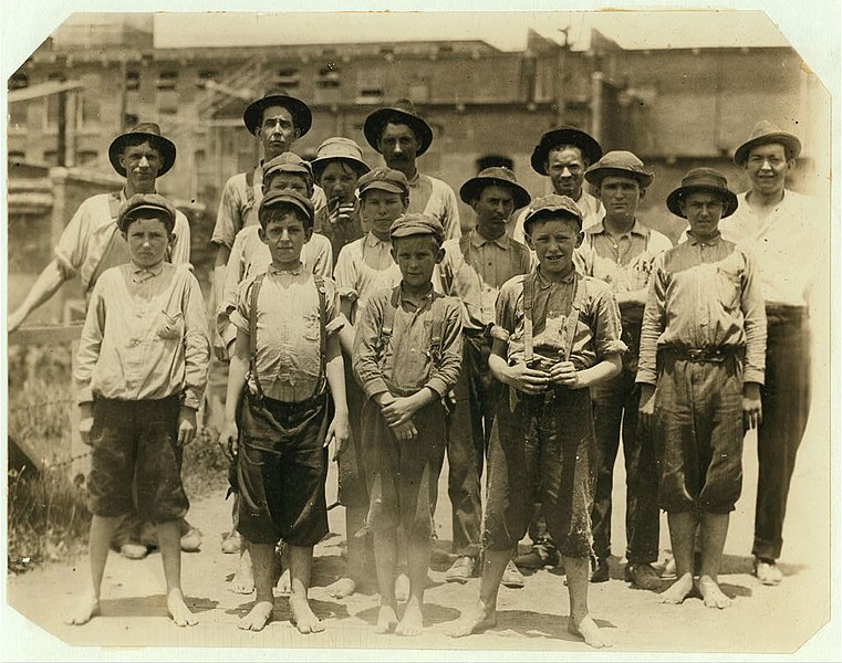 File:Group of boys working in the Williamston Mill.jpg