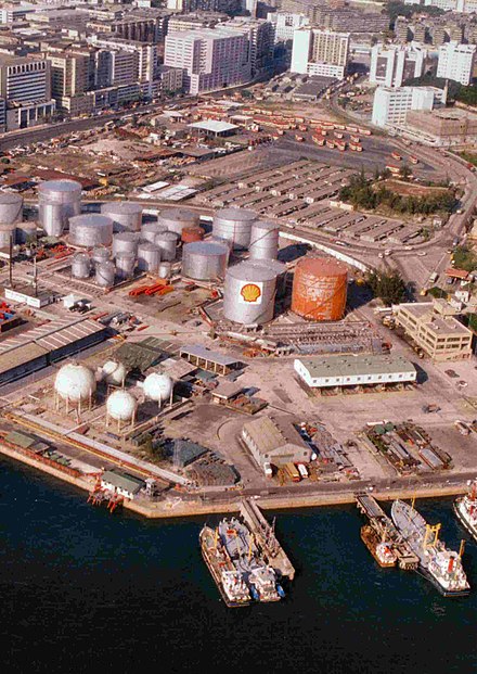 An oil depot in Kowloon, Hong Kong around the mid-1980s. The depot was redeveloped into a residential area Laguna City in the late 80s and early 90s.