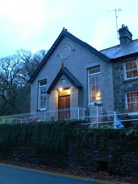 File:Hamlet on the B4406 road to Penmachno - geograph.org.uk - 612279.jpg