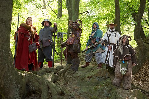 Ролевые игры. LARP игры. Толкиенисты субкультура. Ролевики субкультура. Ролевики Молодежная субкультура.