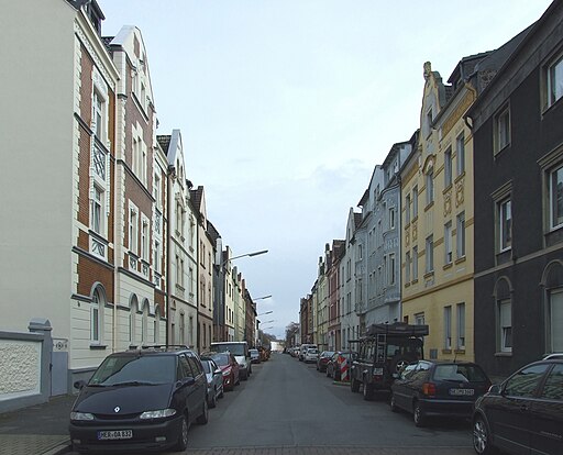 Herne, Claudiusstraße, Blick von der Hülshoffstraße Richtung Rathausstraße