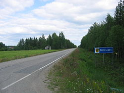 Tie Oulun ja Pudasjärven rajalla (kuvattu vuonna 2008, jolloin kyseessä oli Ylikiimingin ja Pudasjärven raja)