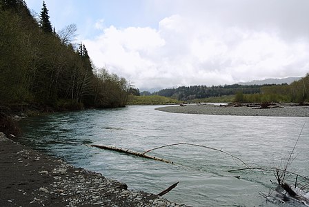 "Hoh_river_in_spring.jpg" by User:Adbar