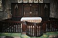 Altar mit Kommunionbank