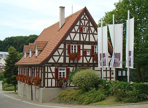 Holzmaden rathaus