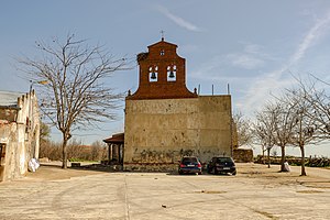 Iglesia de Garcirrey y frontón.jpg