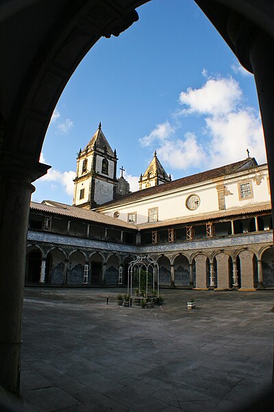 File:Interior igreja Salvador.jpg